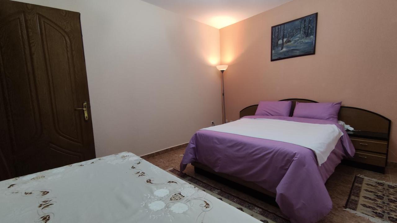 Guest House Katerina Korce Zimmer foto